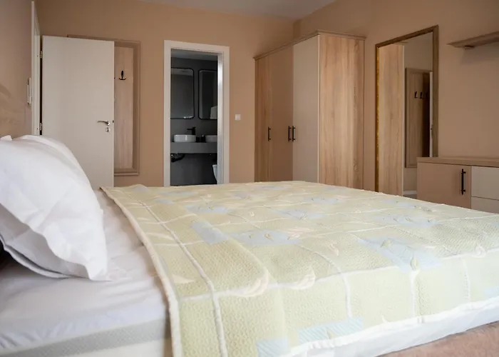 в Greenn Life * Созополь